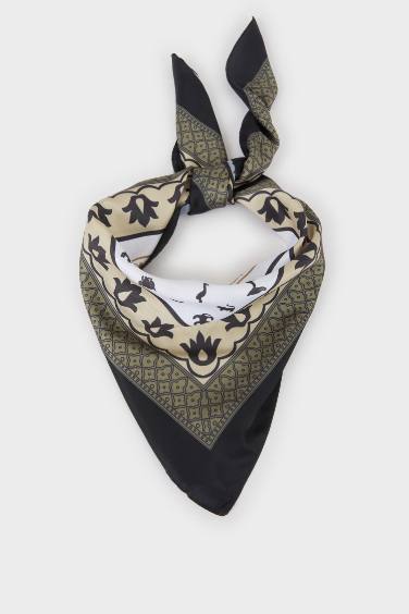 Kadın Göbeklitepe Temalı Fular