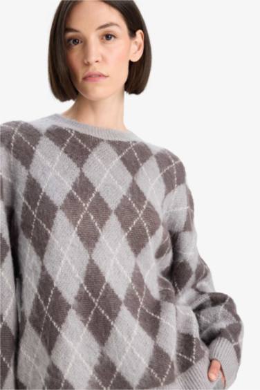 Relax Fit вязаный свитер с круглым вырезом