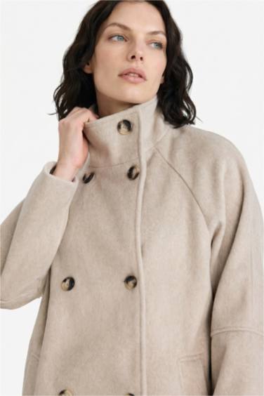 Relax Fit Düğmeli Uzun Kaşe Kaban