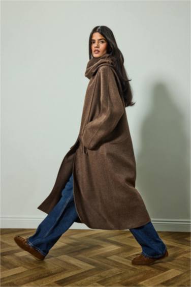 Yün Karışımlı Çıkarılabilir Atkılı Relax Fit Uzun Kaşe Kaban