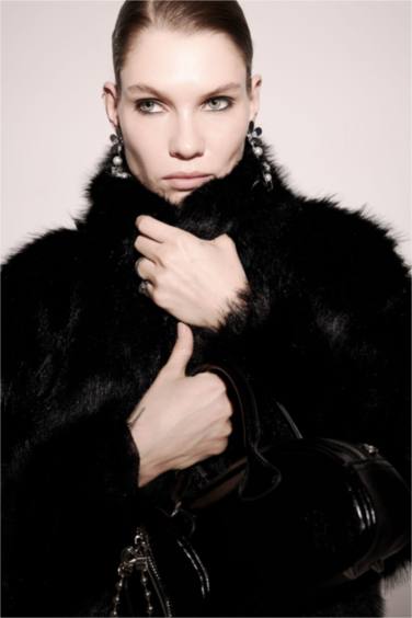 Regular Fit Kısa Suni Kürk