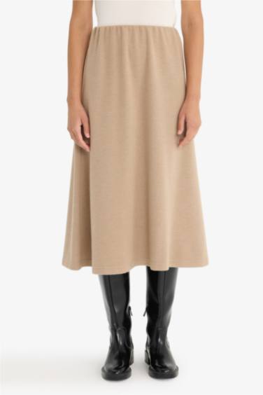 Юбка средней длины с рибаной на нормальной посадке