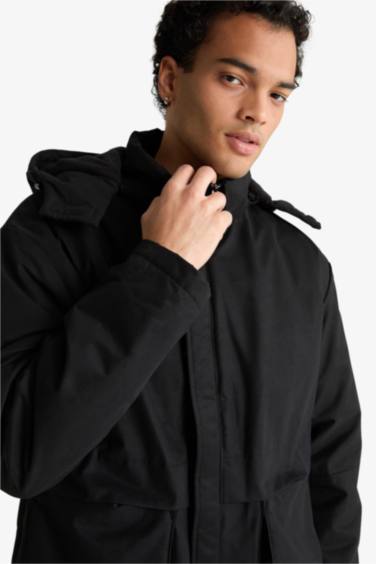 бас киімді Пальто