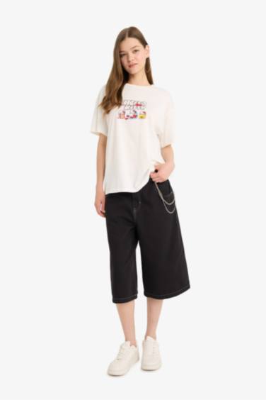 تيشيرت نص ردن اوفر سايز بطبعة من الخلف من هيلو كيتي