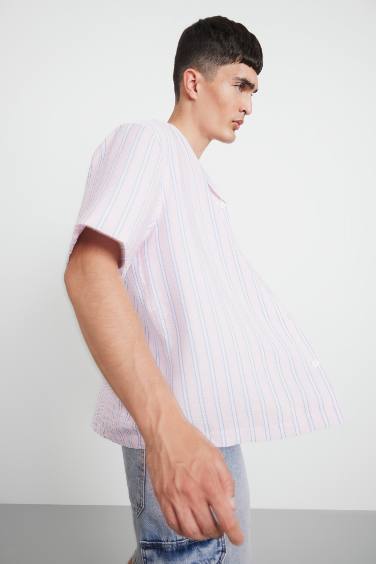Man Short Sleeve Shirt