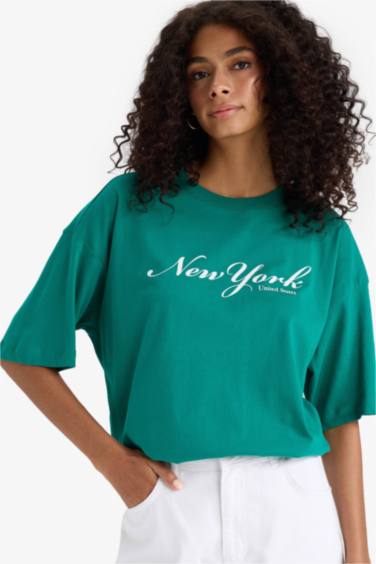 تيشيرت نص ردن ممشط قصة عادية وياخة مستديرة