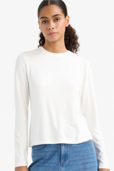 Slim Fit Crew Neck Long Sleeve T-shirt