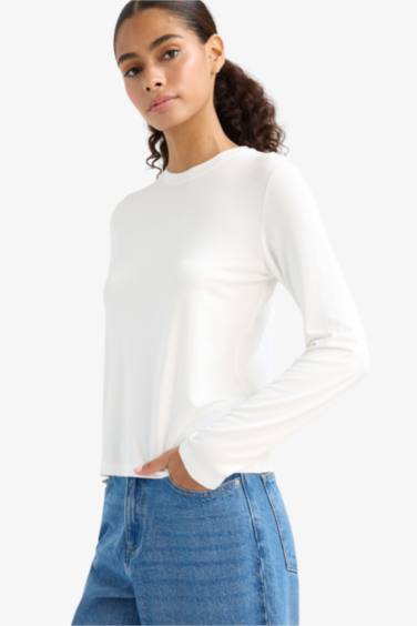 Slim Fit Crew Neck Long Sleeve T-shirt