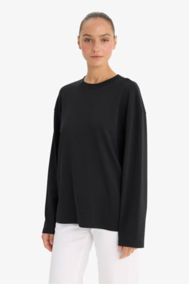 Oversize Fit Crew Neck Long Sleeve T-shirt
