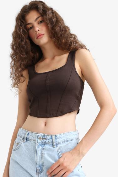 U Neck Basic Crop Top