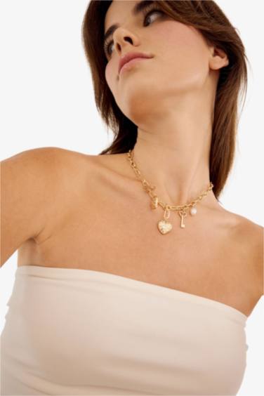 Kadın Kalp Charmlı Gold Kolye