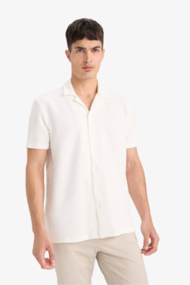Regular Fit Polo Neck Short Sleeve Shirt
