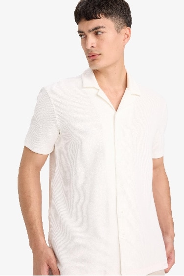 Regular Fit Polo Neck Short Sleeve Shirt