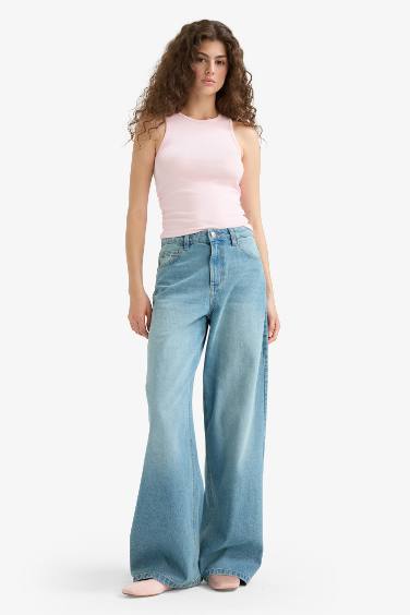 ديباردور مضلع سليم فيت برقبة مستديرة