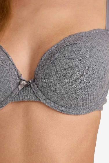 Fall in Love With Lace With Pad Bra