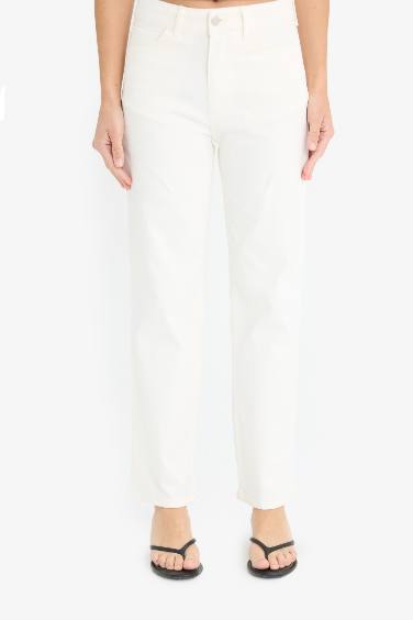 Comfort Straight Normal Bel Bilek Boy Beyaz Jean Pantolon