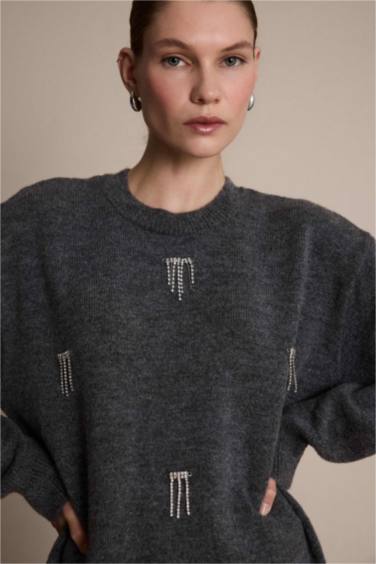 بلوز صوف تريكو قصة عادية بأحجار