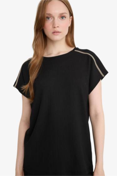 Crew Neck Crepe Short Sleeve Black T-Shirt
