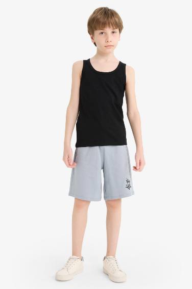 شورت ولادي قماش خفيف قصة عادية