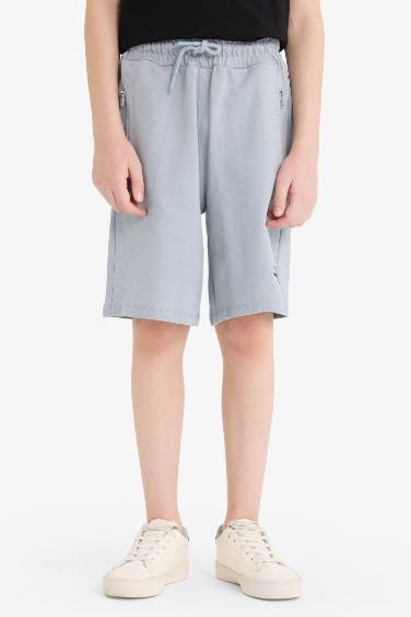 شورت ولادي قماش خفيف قصة عادية