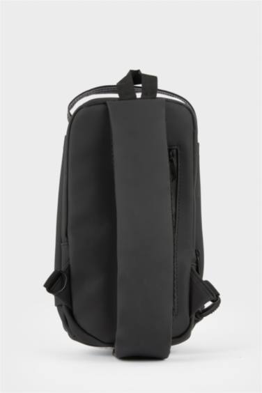 جنطة كروس بودي رجالي جلد صناعي