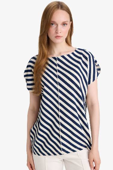 Woman Short Sleeve T-Shirt