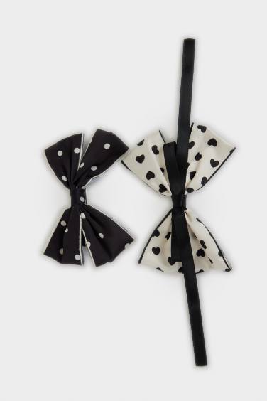 طقم بناتي توكة على شكل قلب - قطعتين