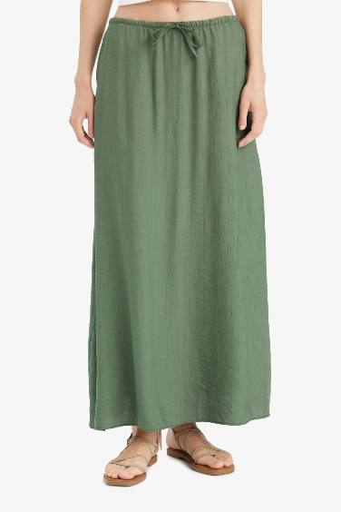 A Cut Crinkle Fabric Normal Waist Midi Skirt