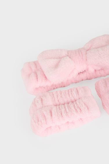 Kadın 2'li Saç Bandı ve Havlu Bileklik Makyaj ve Cilt Bakımı Uygulama Seti