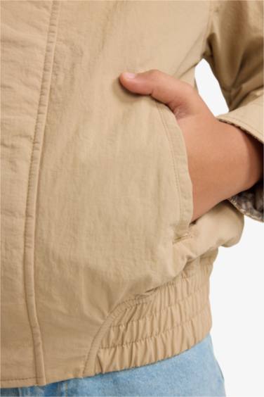 جاكيت ولادي مقاوم للماء بياخة عالية