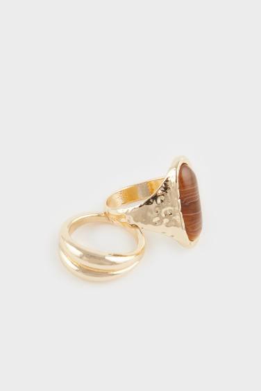 Woman 4 Piece Gold Rings