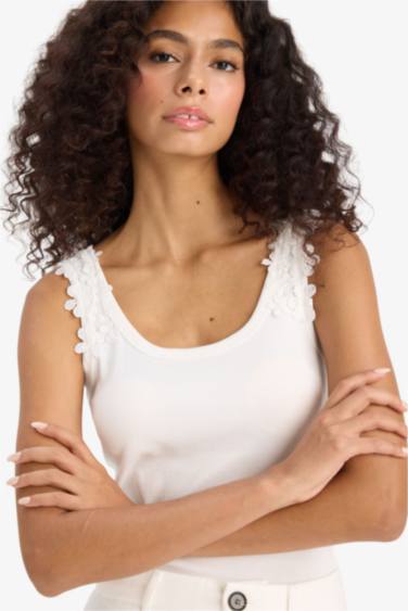 Slim Fit Ribana Round Collar Tank Top