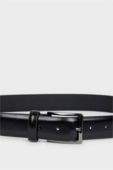 حزام جلد صناعي بمشبك مستطيل