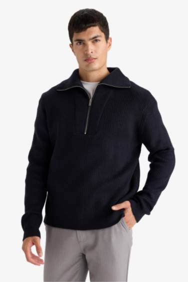 Standard Fit Zipper Knitwear Pullover