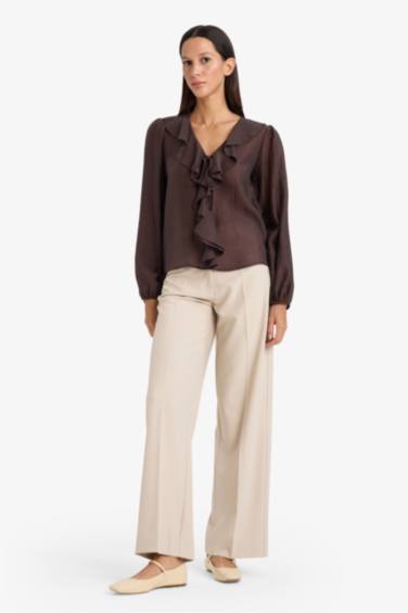 Regular Fit V-пішінді жағалы бүрмелі матадан тігілген ұзын жеңді блузка