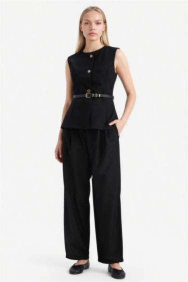 Slim Fit Crew Neck Vest