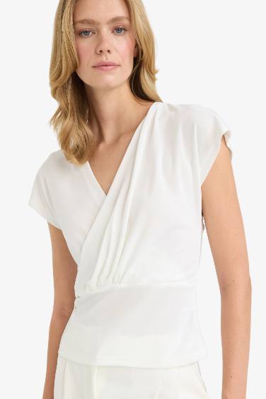 Regular Fit Wrap Collar Tank Top