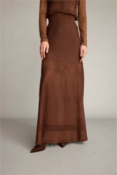 2'li Kroşe Triko Takım Bisiklet Yaka Kolsuz Bluz Beli Lastikli Maxi Etek