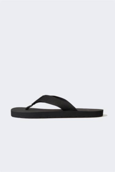 Kadın Düz Taban Parmak Arası Terlik