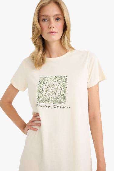 فستان نوم نص ردن مطبوع بياخة مستديرة من Fall in Love