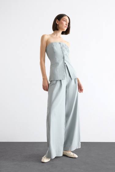 بلوزة بوبلين بدون حمالات بأزرار