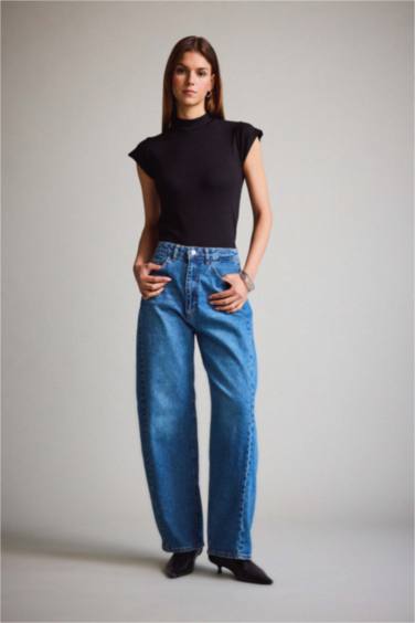 Barrel Fit Yüksek Bel Bilek Boy Jean Yıkamalı Pantolon