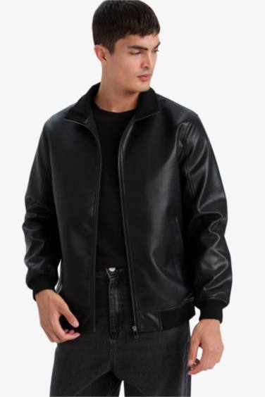 Veste en similicuir à col montant doublée zippée Coupe slim