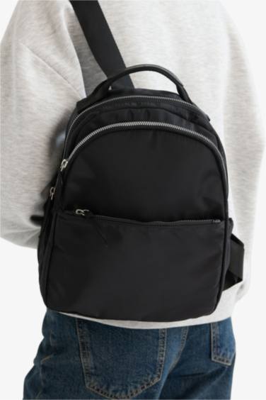 Kadın Sırt Çantası