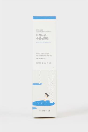Round Lab Birch Juice Moisturizing Sunscreen SPF50+ PA++++ 50ml-Huş Özlü Nemlendirici güneş kremi (Hassas Ciltler İçin, Beyazlık Bırakmaz)