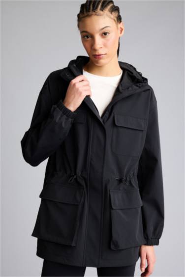 Ветрозащитный водоотталкивающий дождевик на молнии с капюшоном Regular Fit