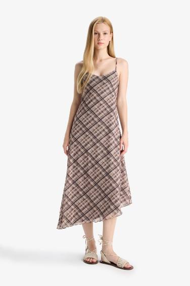 Coool V Yaka Kareli Tül Askılı Midi Elbise