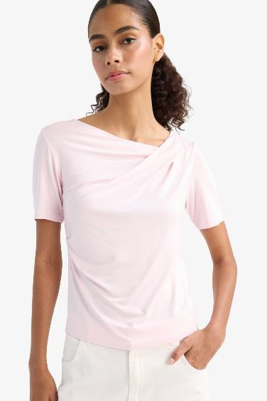 Slim Fit Boat Neck Short Sleeve T-Shirt