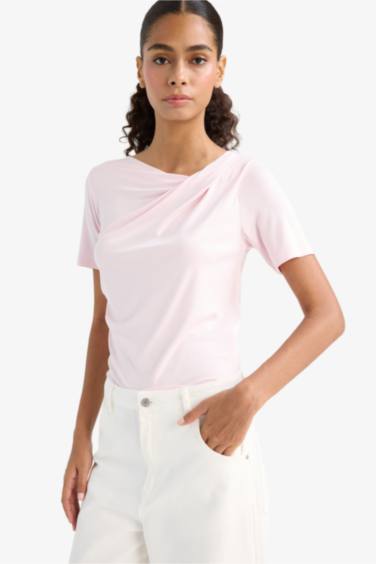 Slim Fit Boat Neck Short Sleeve T-Shirt