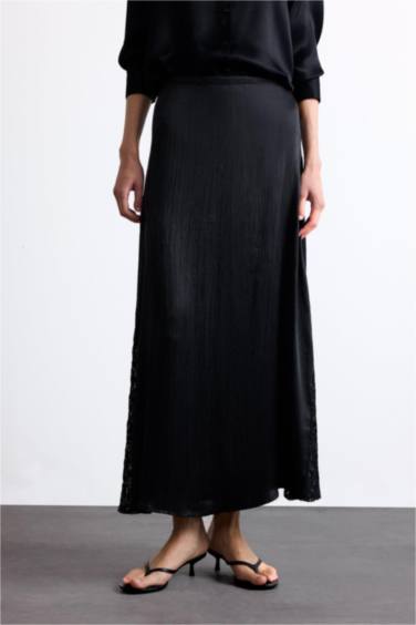 تنورة ميدي ستان دانتيل بخصر عالي